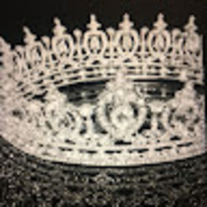 Meet your Posher, Queen